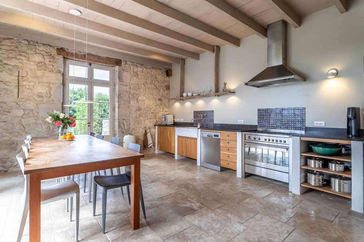 Maison de village avec jardin et garage - photo 15