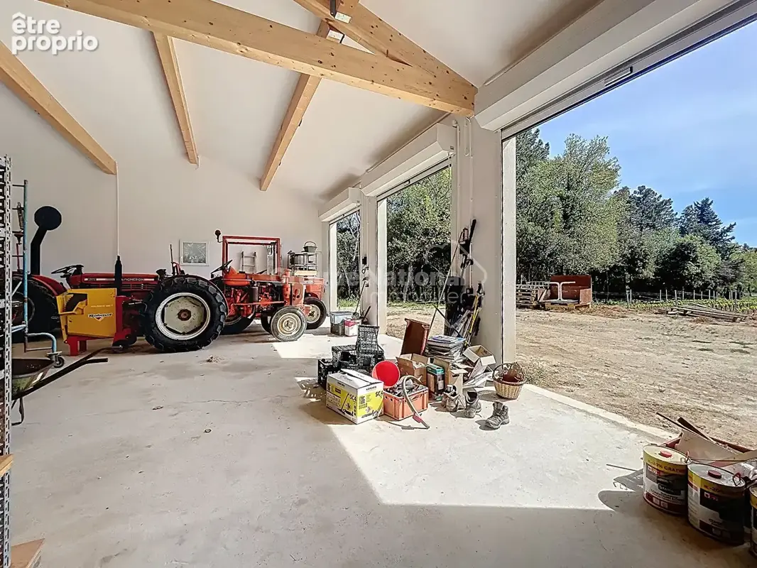 Maison avec studio indépendant et hangar agricole - UCHAUX - photo 6