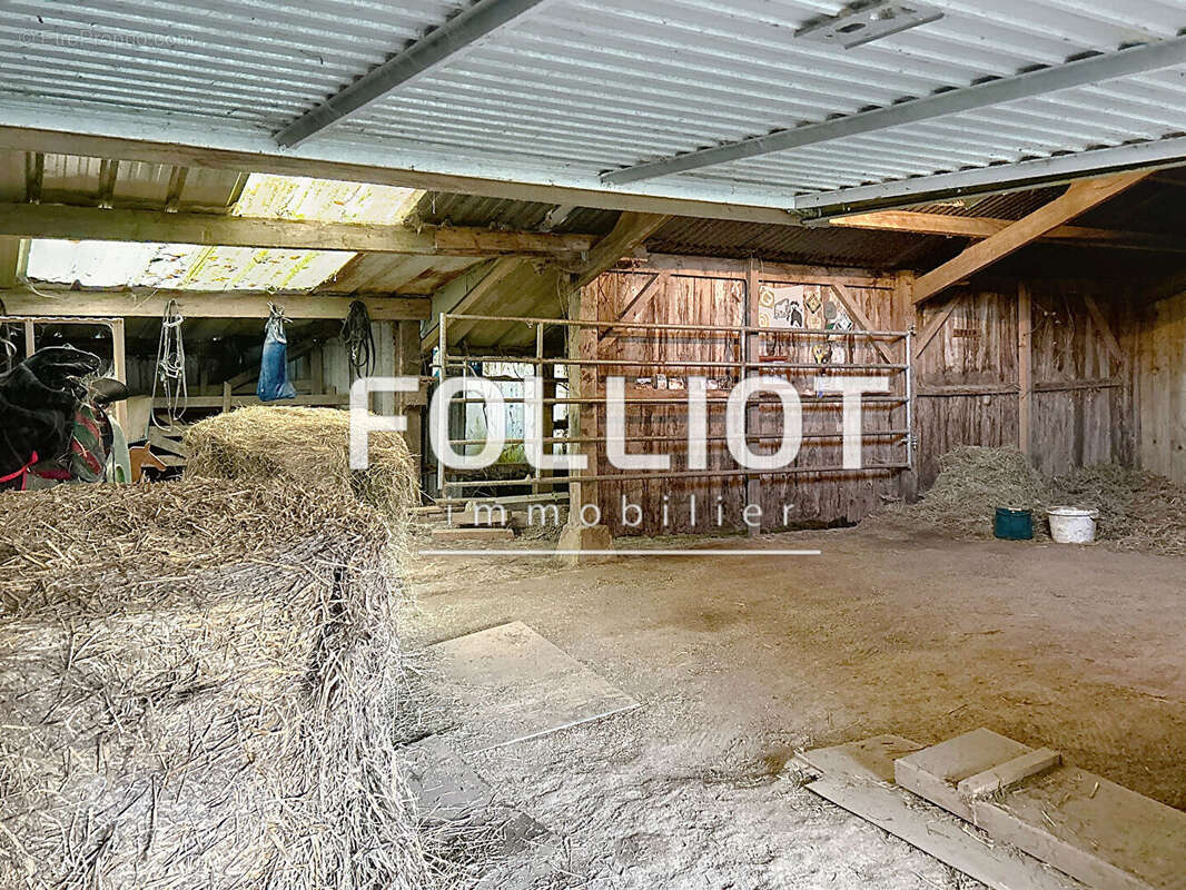 Maison à LA ROCHELLE-NORMANDE