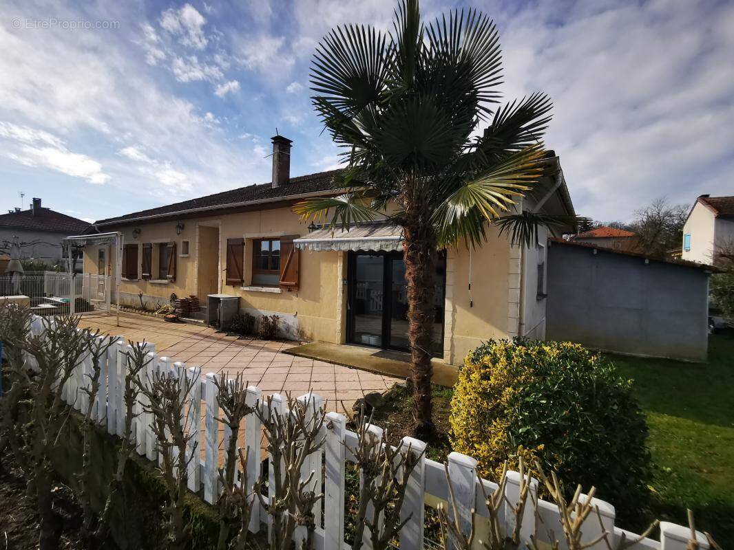 Maison à MADIRAN