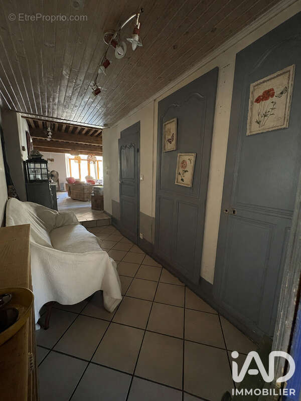 Maison 200 m² à Ennezat  - photo 3