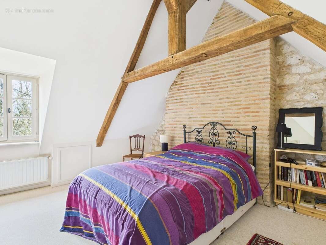 Maison en pierre magnifiquement rénovée près d'un village - photo 9