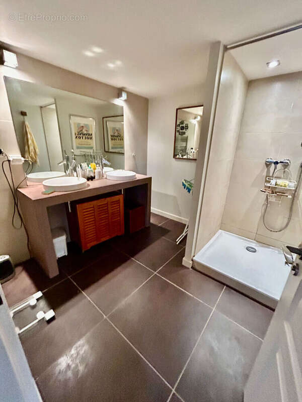 Appartement à LYON-1E