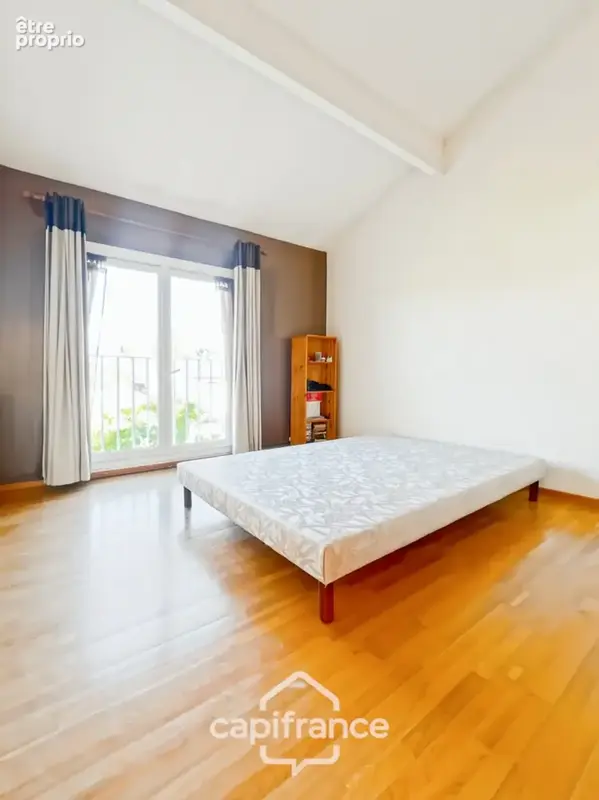Maison familiale à Sucy-en-Brie, 5 pièces, 3 chambres, jardin, garage, au calme, quartier Fontaine de Villiers-Le Fort - photo 12