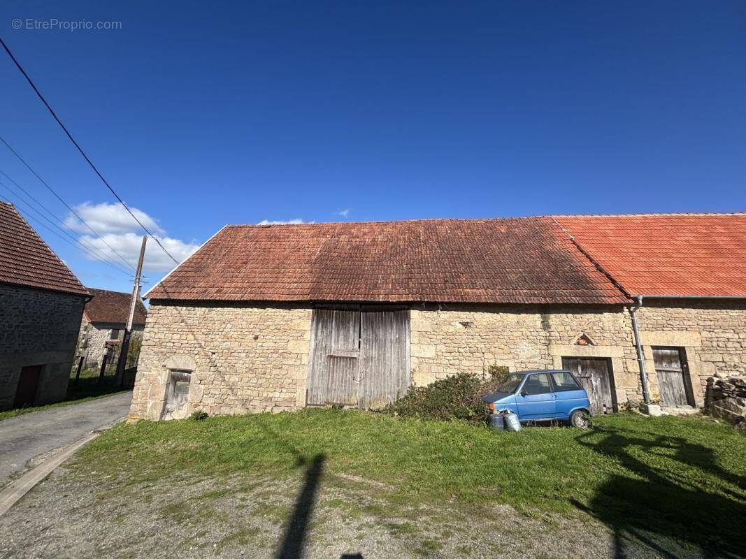 Maison à JALESCHES