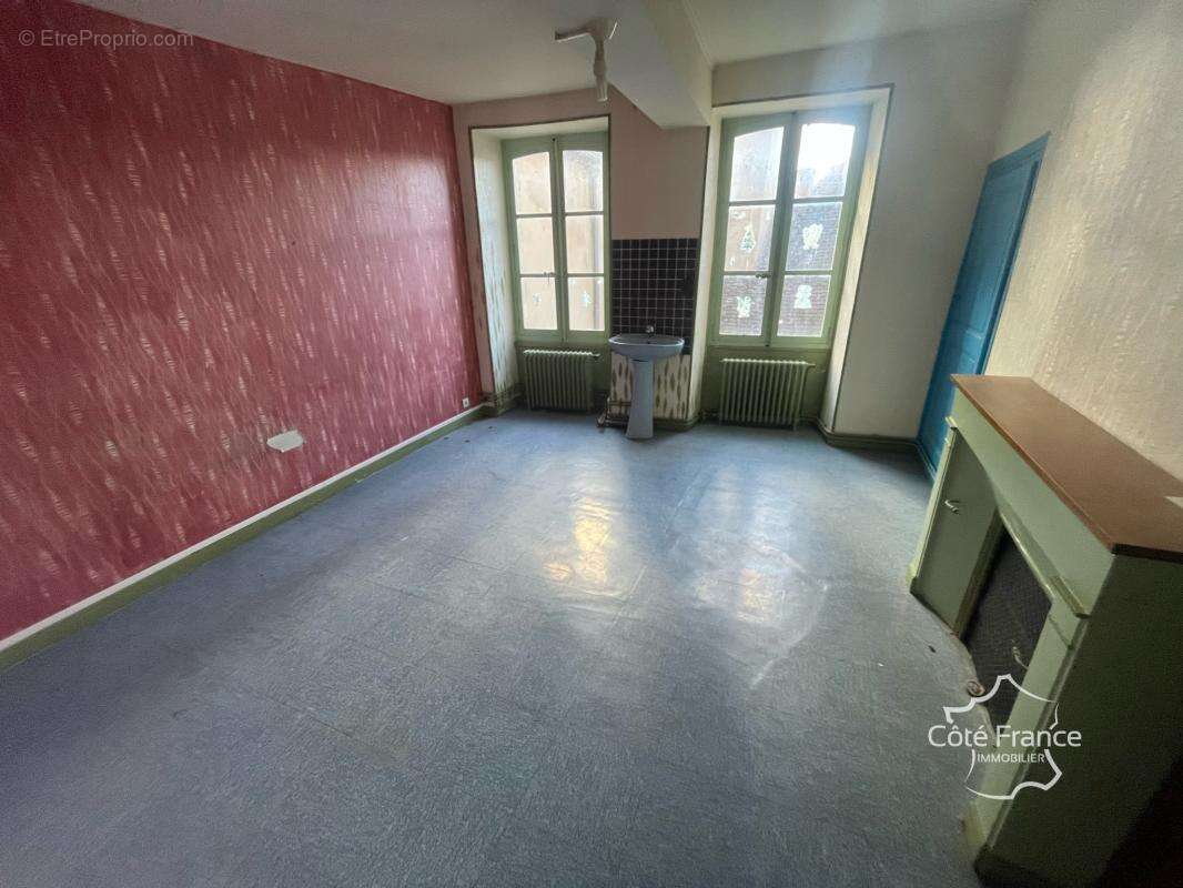 Appartement à CLAMECY