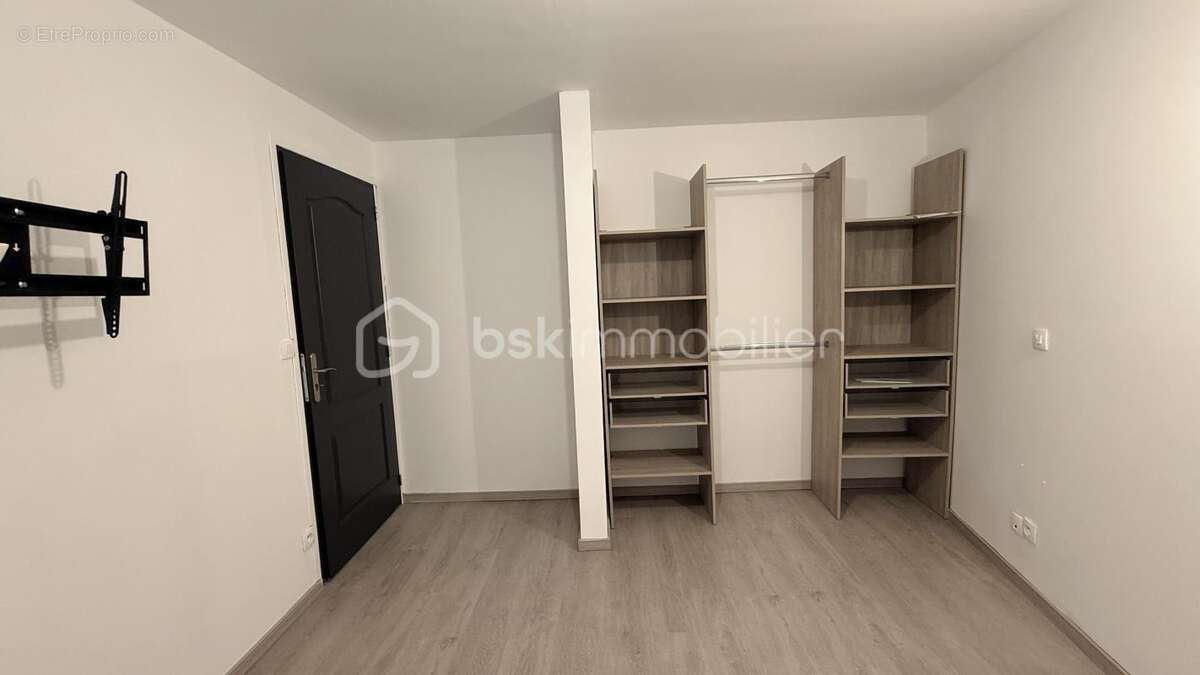 Appartement à THEZAN-LES-BEZIERS