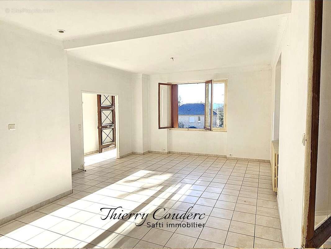Maison 106 m² à Carlux  - photo 6