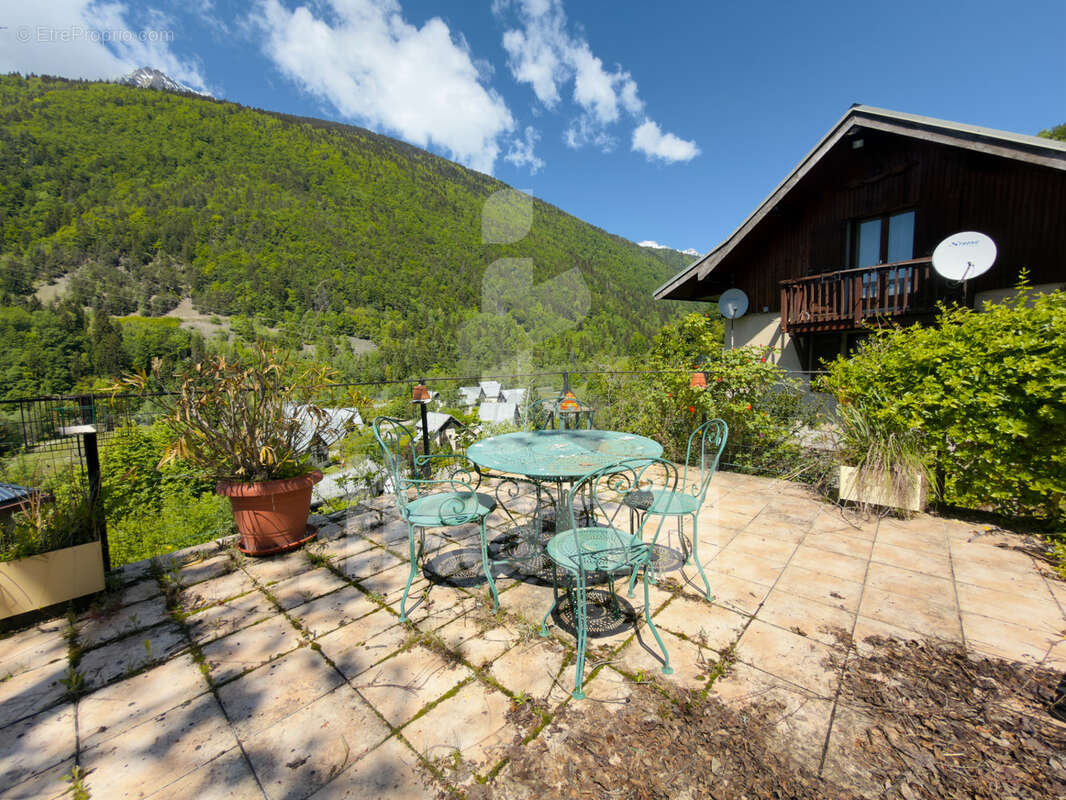 Maison à VAUJANY