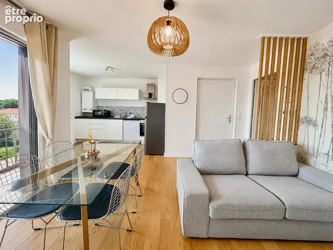 Appartement 3 pièces meublé avec 2 terrasses, parking et ascenseur ? Croisé-Laroche - photo 3