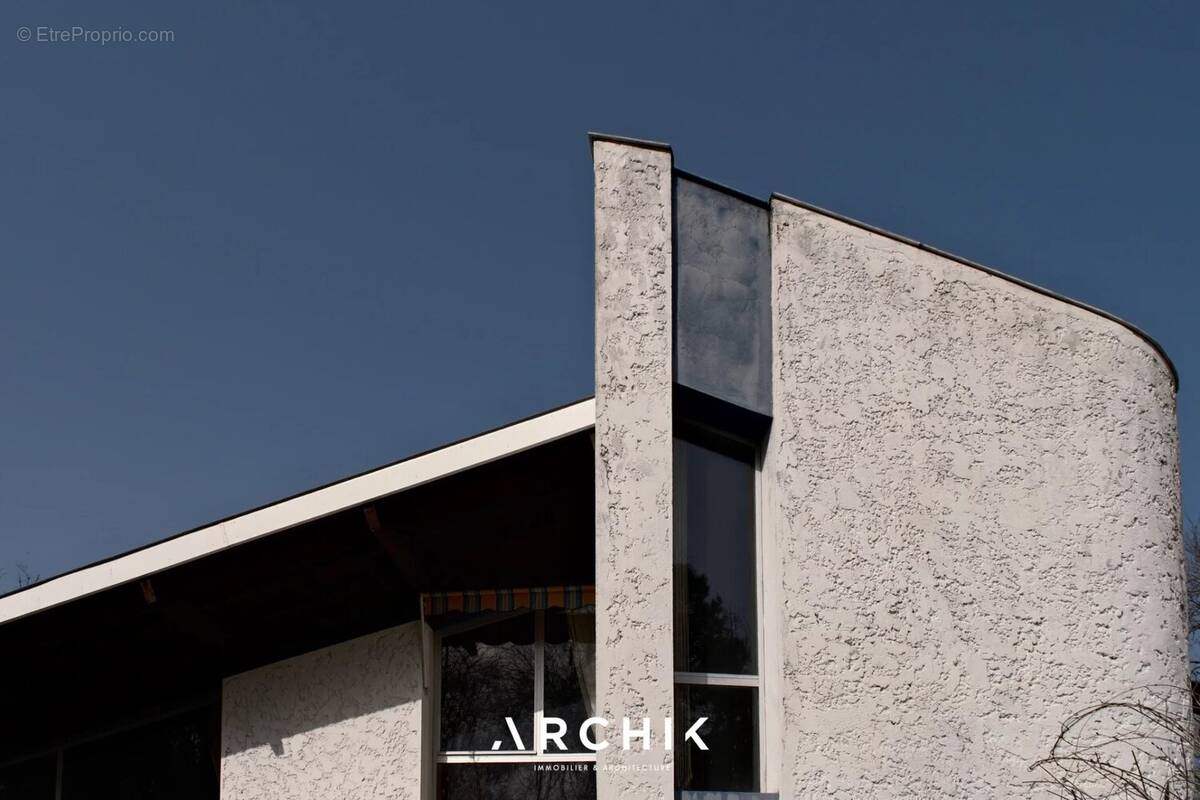 Maison à SAINT-SULPICE-ET-CAMEYRAC