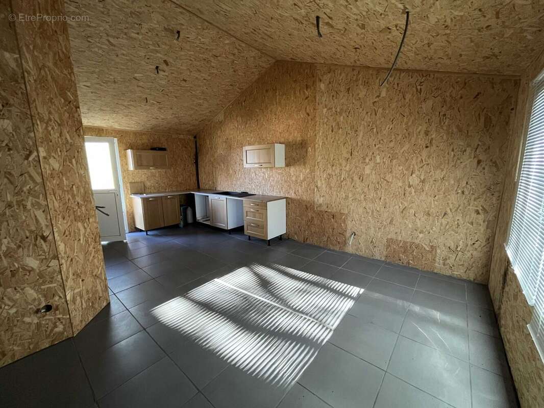 Maison à ROUMAZIERES-LOUBERT