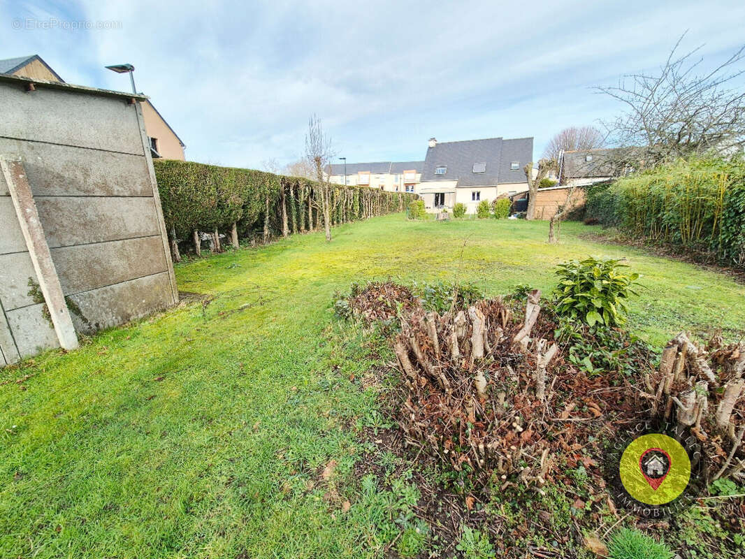 Terrain à PLEURTUIT