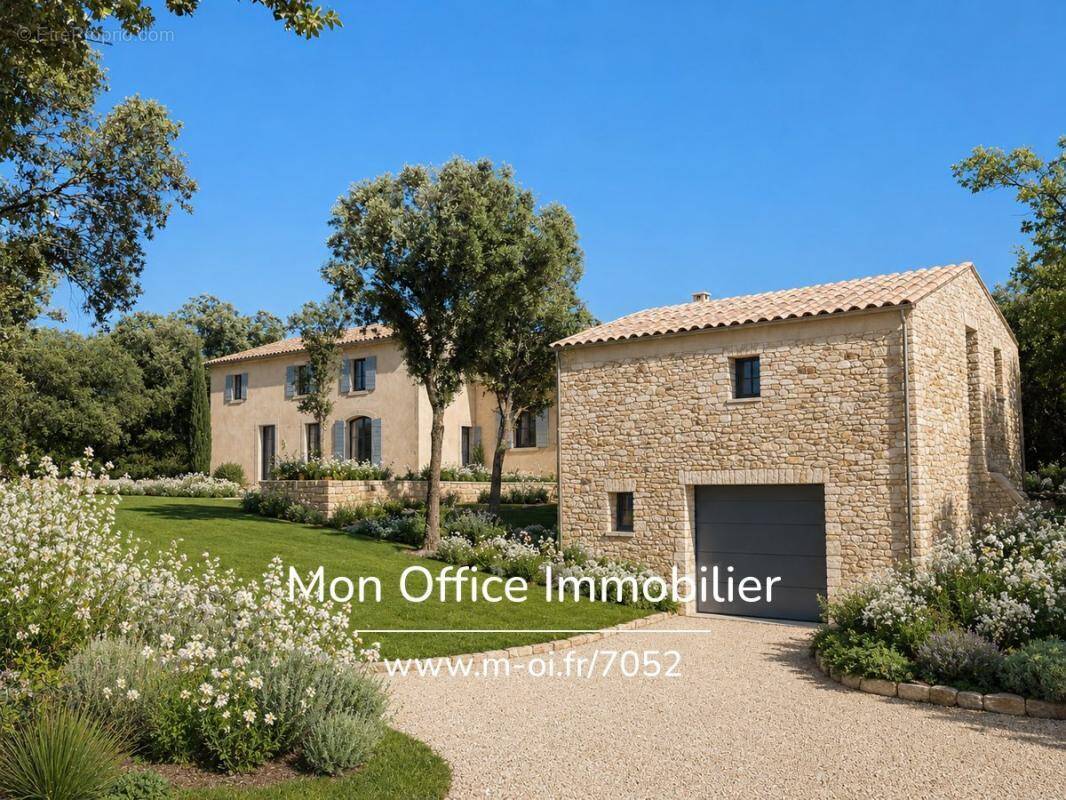 Maison à BONNIEUX