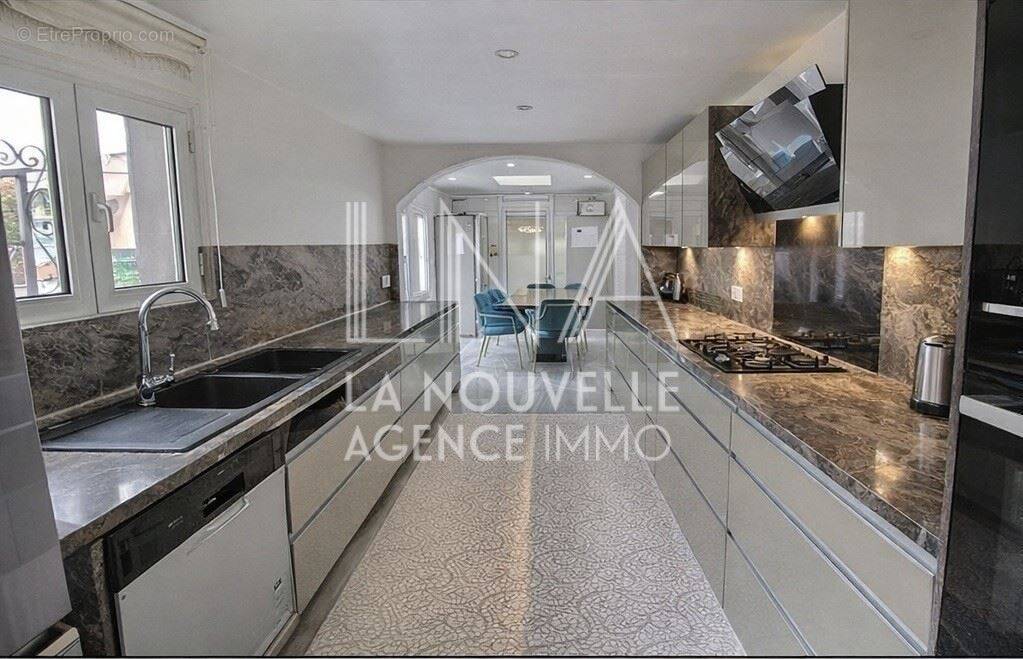 Maison à ROMAINVILLE