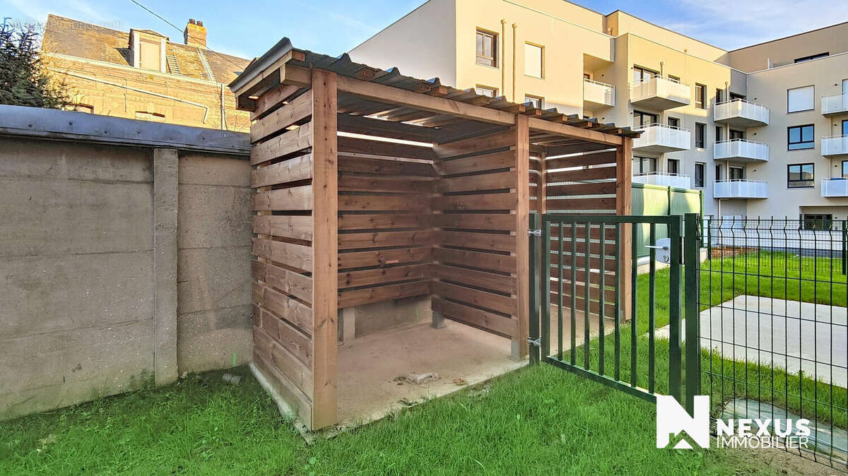 abris à vélo - Maison à SOTTEVILLE-LES-ROUEN