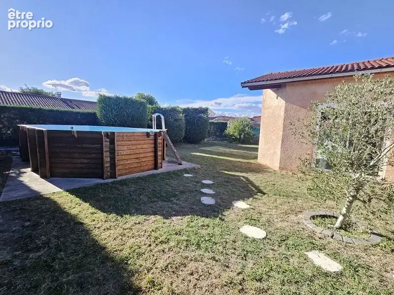 Maison 126 m² à Montrond-Les-Bains  - photo 3