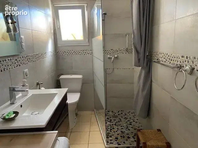 Belle villa de plain pied sans aucun vis a vis dans un cadre privilegie - photo 9