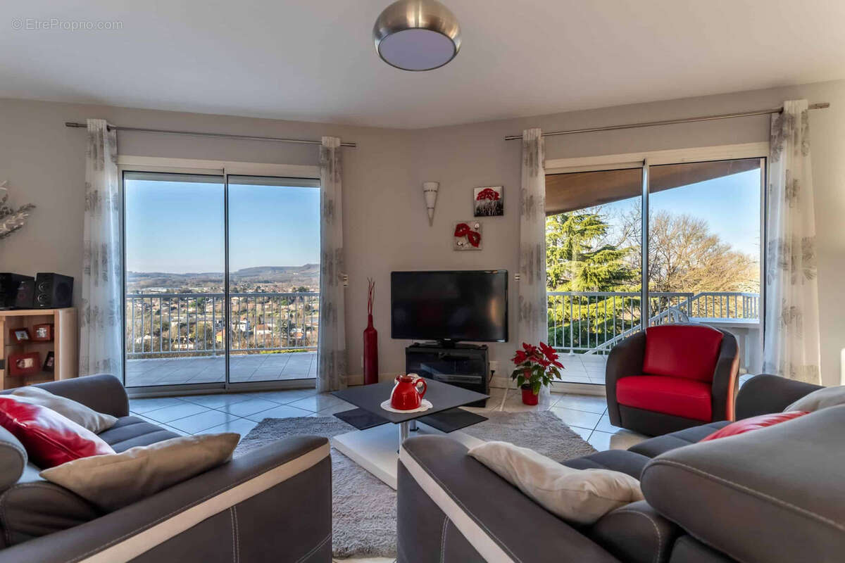 Town house in a peaceful location - photo 15