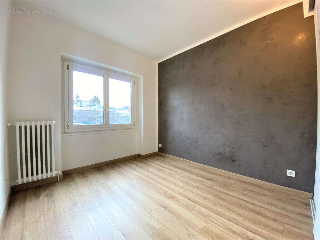 Appartement à VALLEIRY
