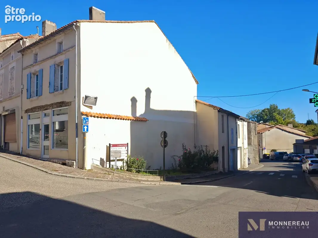 Immeuble mixte a blanzac - photo 18