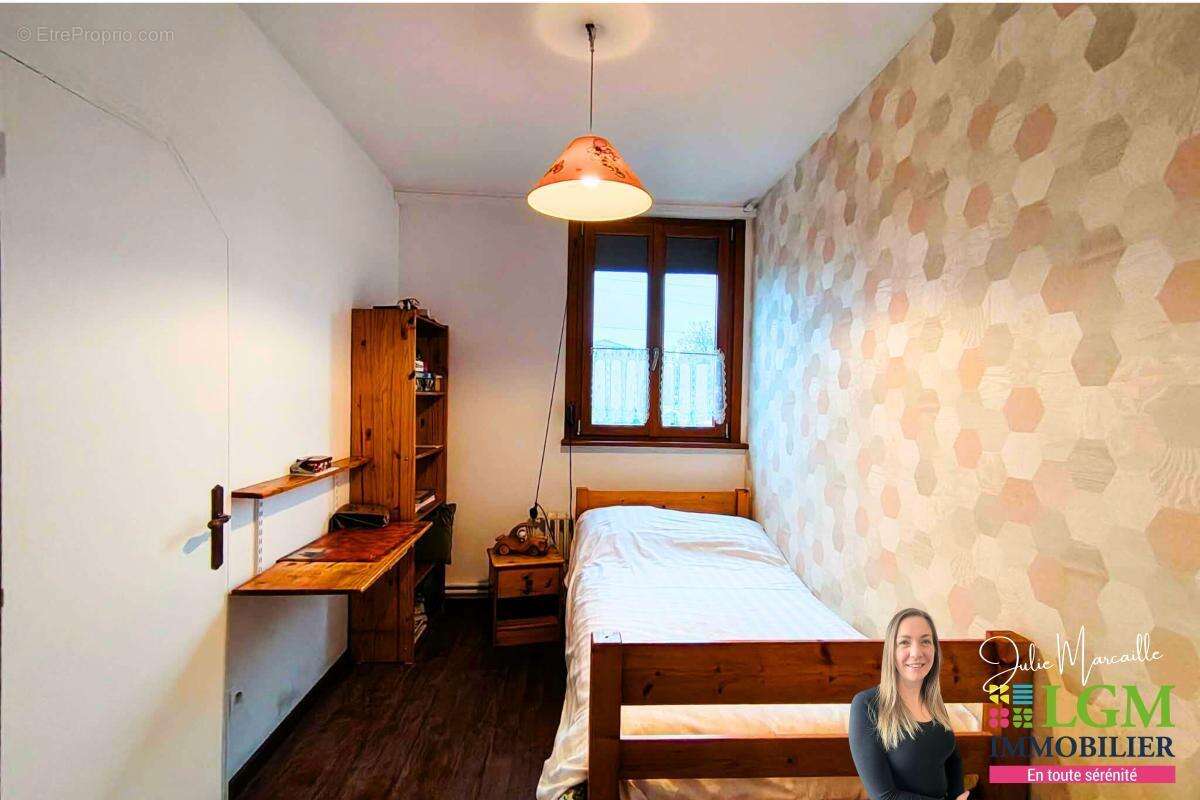 Maison à PETITE-FORET