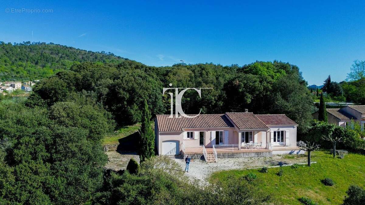 Maison à LES MAGES