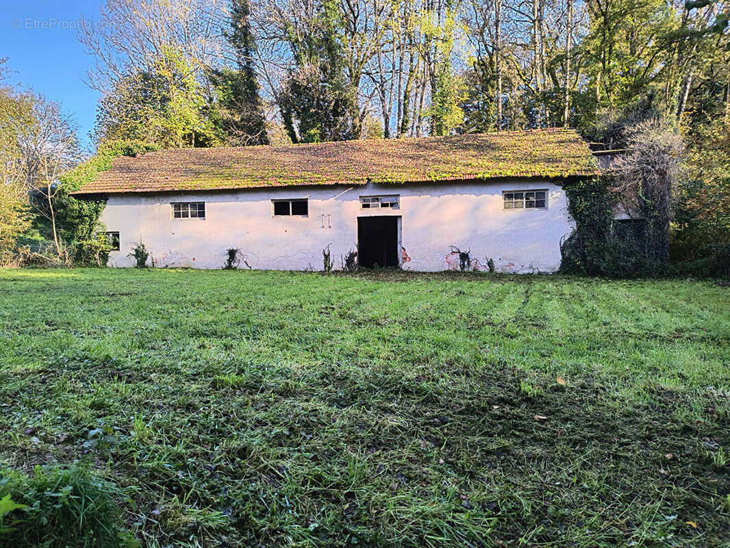 Maison à SAINT-SULPICE-LAURIERE