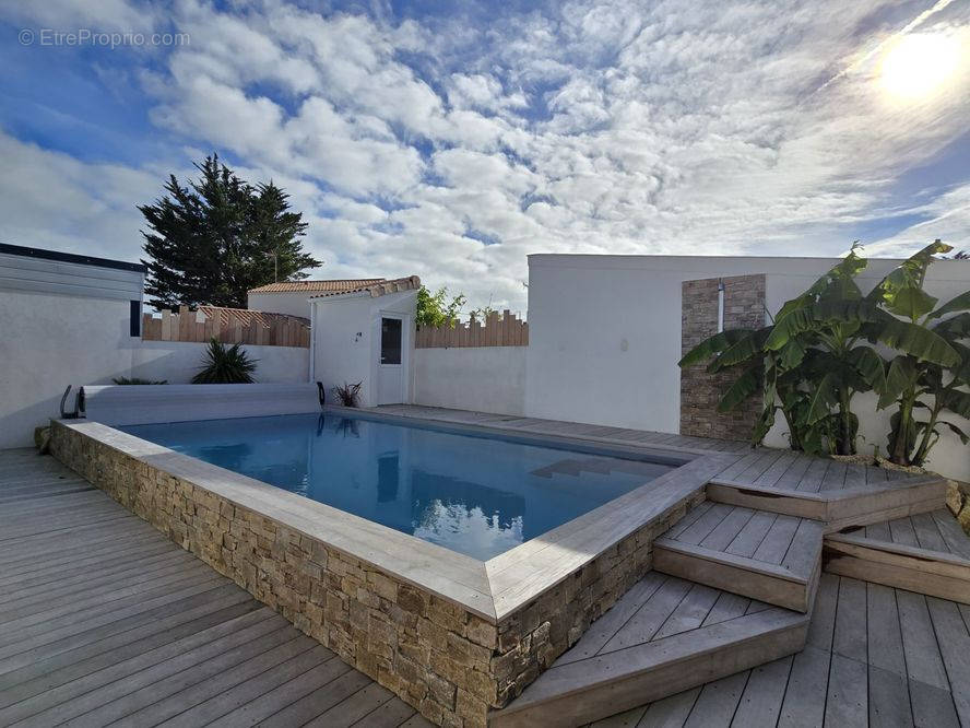 Maison à SAINT-HILAIRE-DE-RIEZ