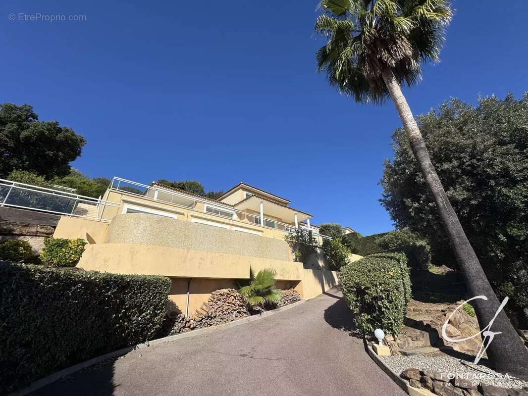 Maison à SAINT-RAPHAEL