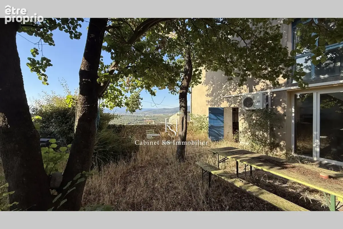 Photo Maison à Seillons-Source-D'argens au prix de 395 000€