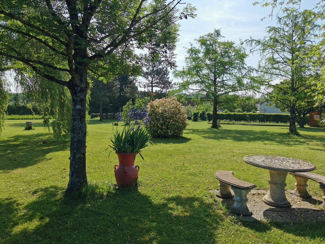 Maison à SAINT-JULIEN-SUR-CHER