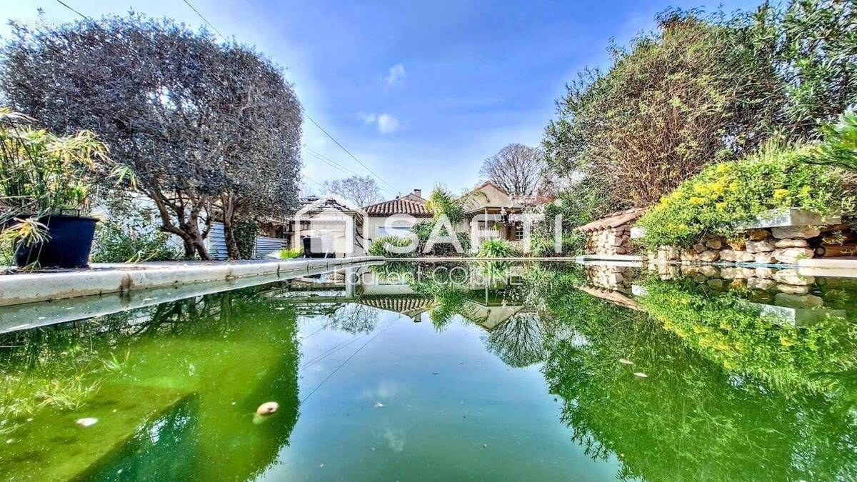 Photo 1 - Maison à MARSEILLE-14E