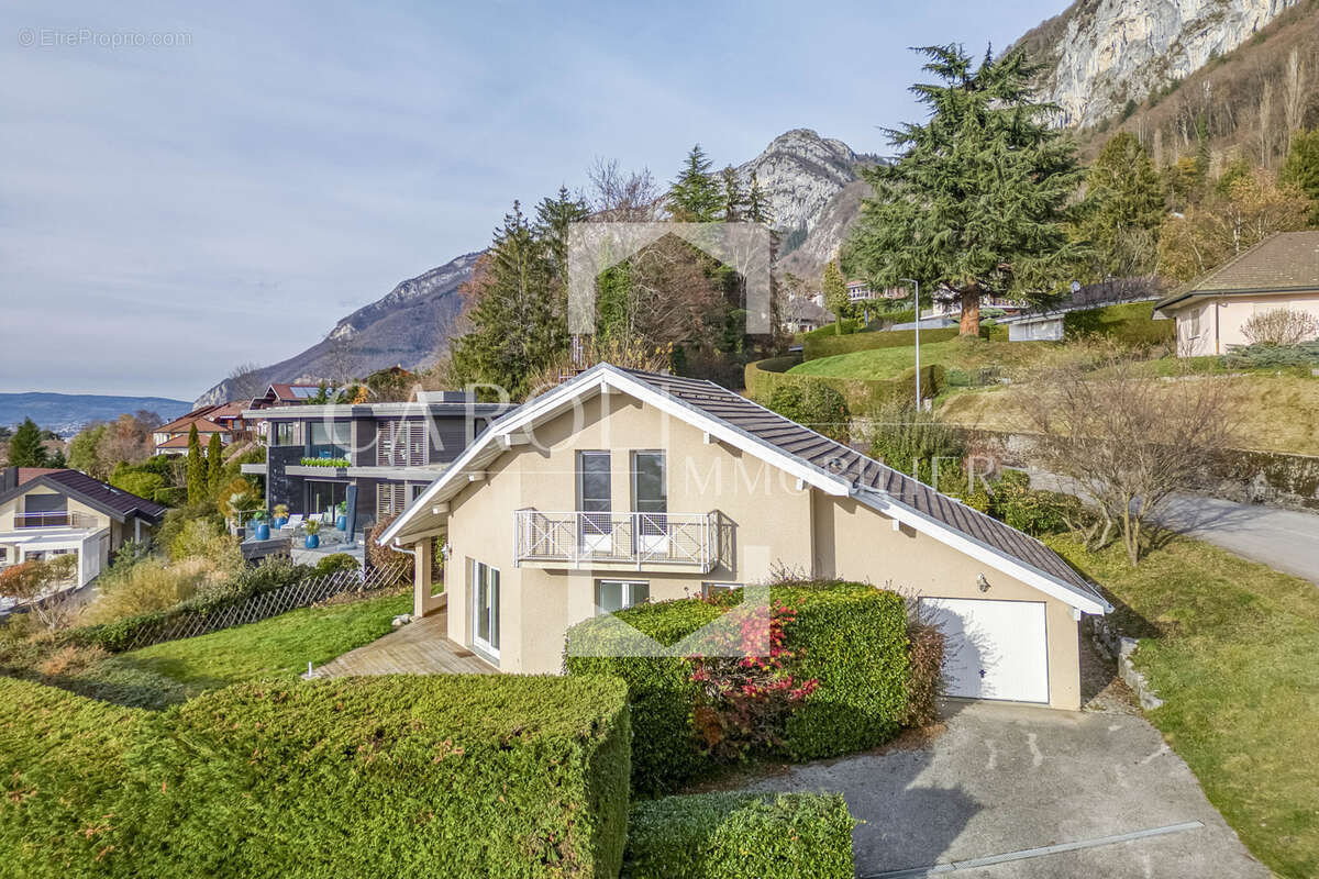 Maison à VEYRIER-DU-LAC