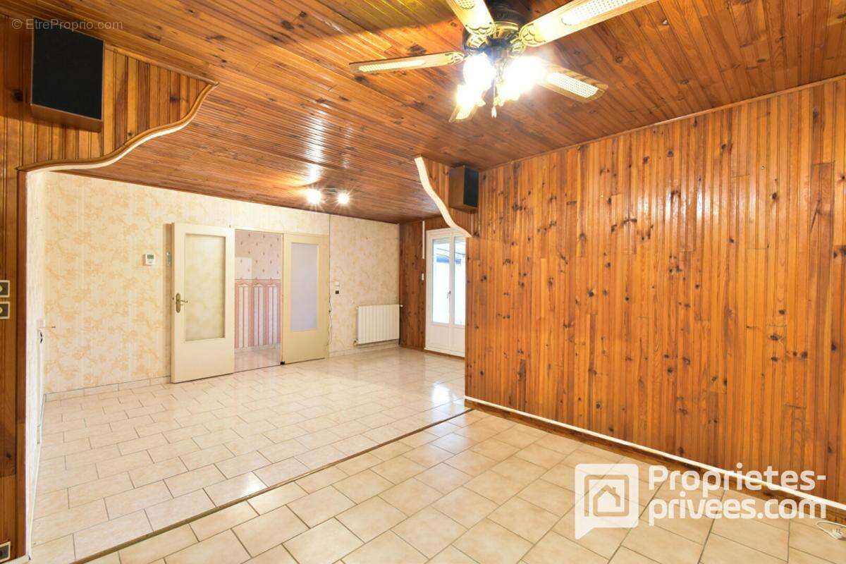 Maison à MEHUN-SUR-YEVRE