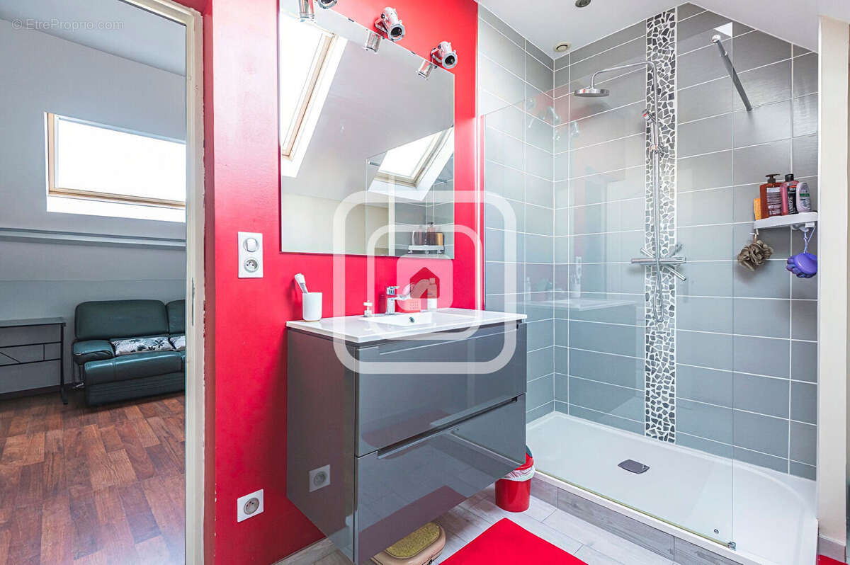 Maison à AUMENANCOURT