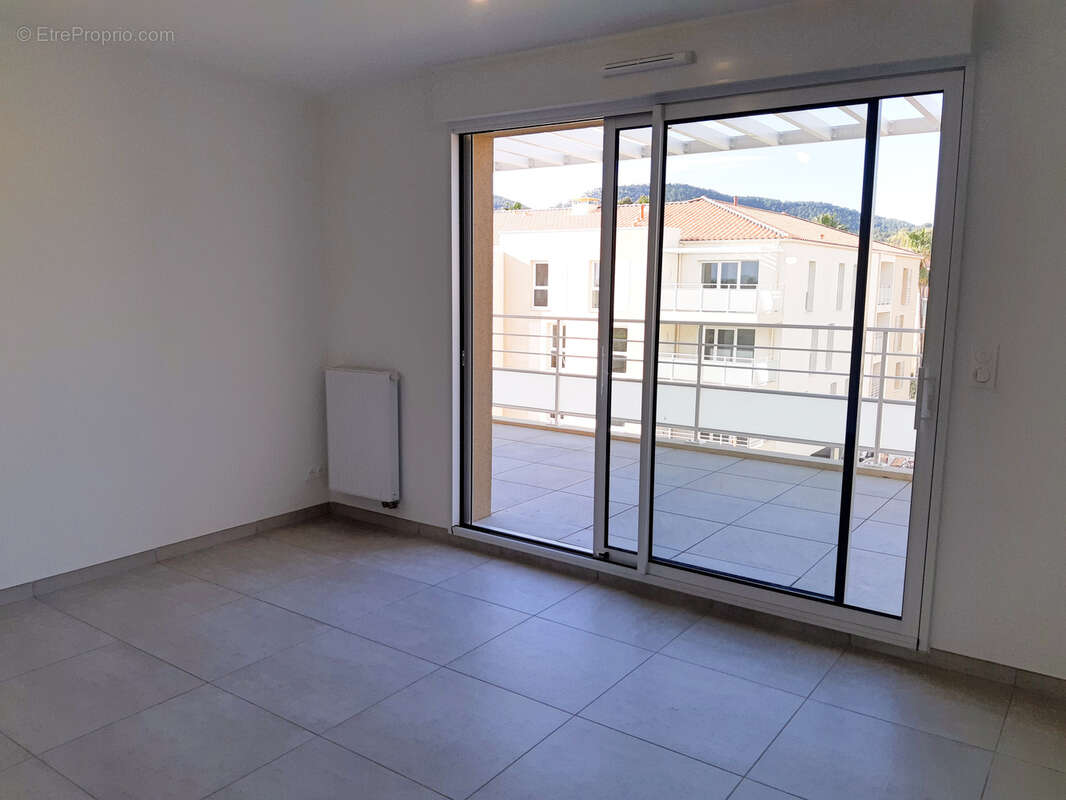 Appartement à HYERES