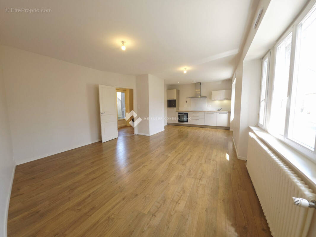 Maison 104 m² à Ploeuc-Sur-Lie  - photo 2