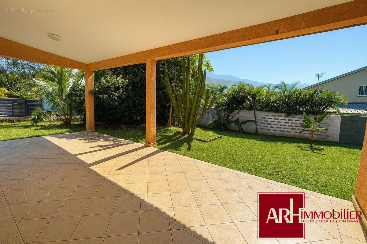 Maison à L&#039;ETANG-SALE