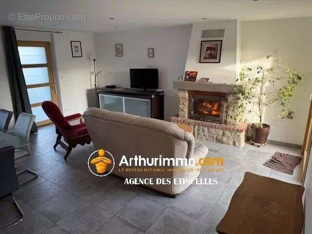 Maison à MARTIGNE-FERCHAUD