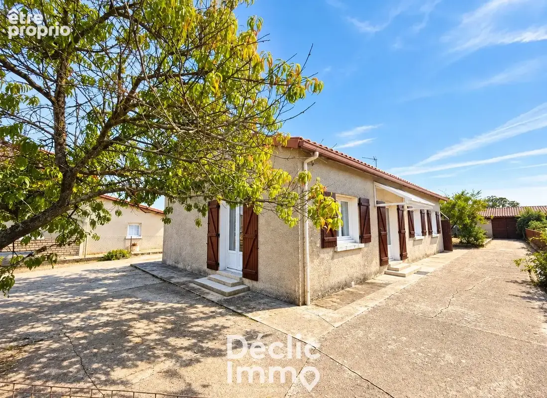 Photo Maison à Taponnat-Fleurignac au prix de 138 320€