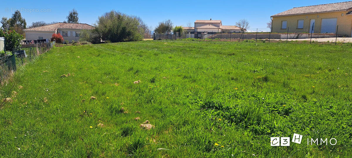Terrain à LE FOUSSERET