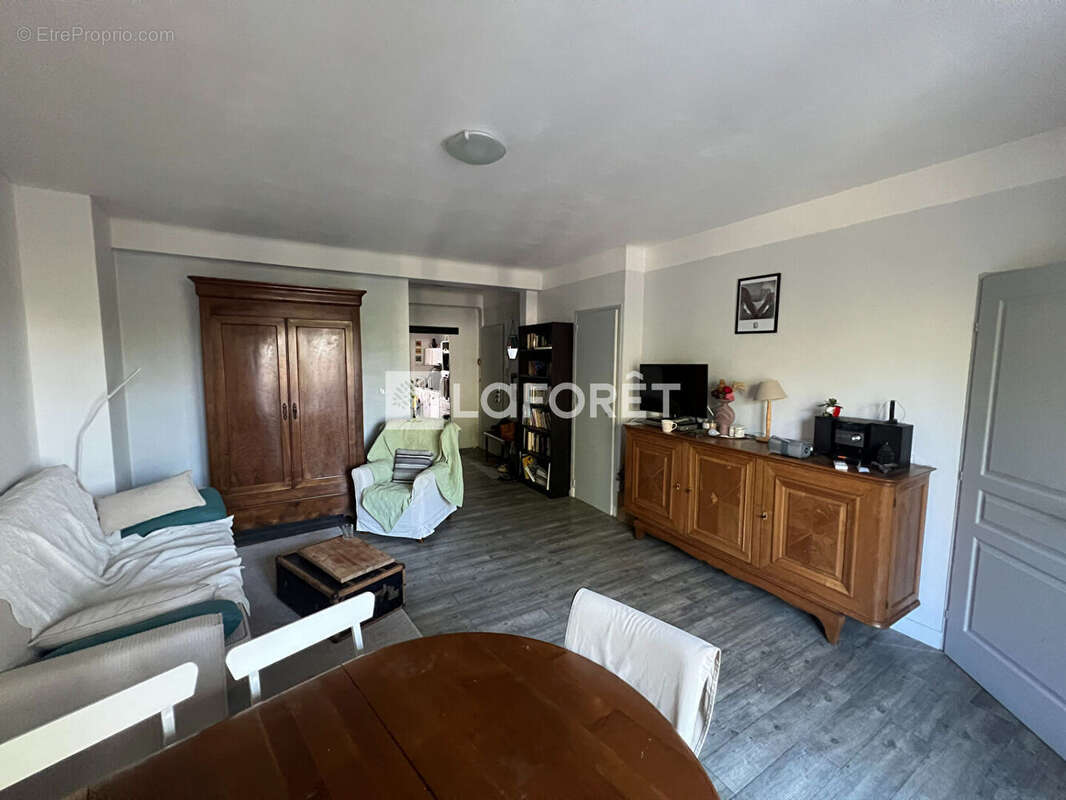 Appartement Salon De Provence T3 - photo 3