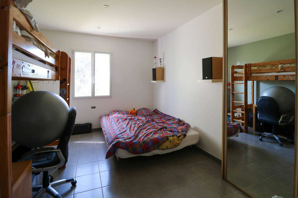 Maison à VERS-PONT-DU-GARD