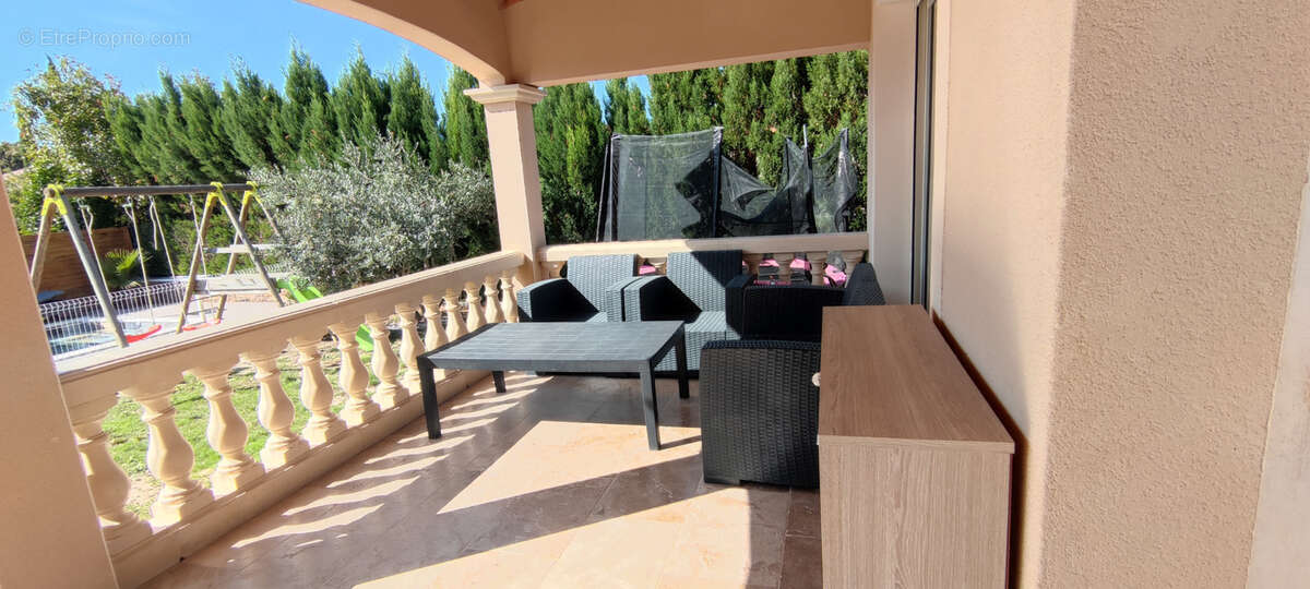 Maison à JONQUIERES