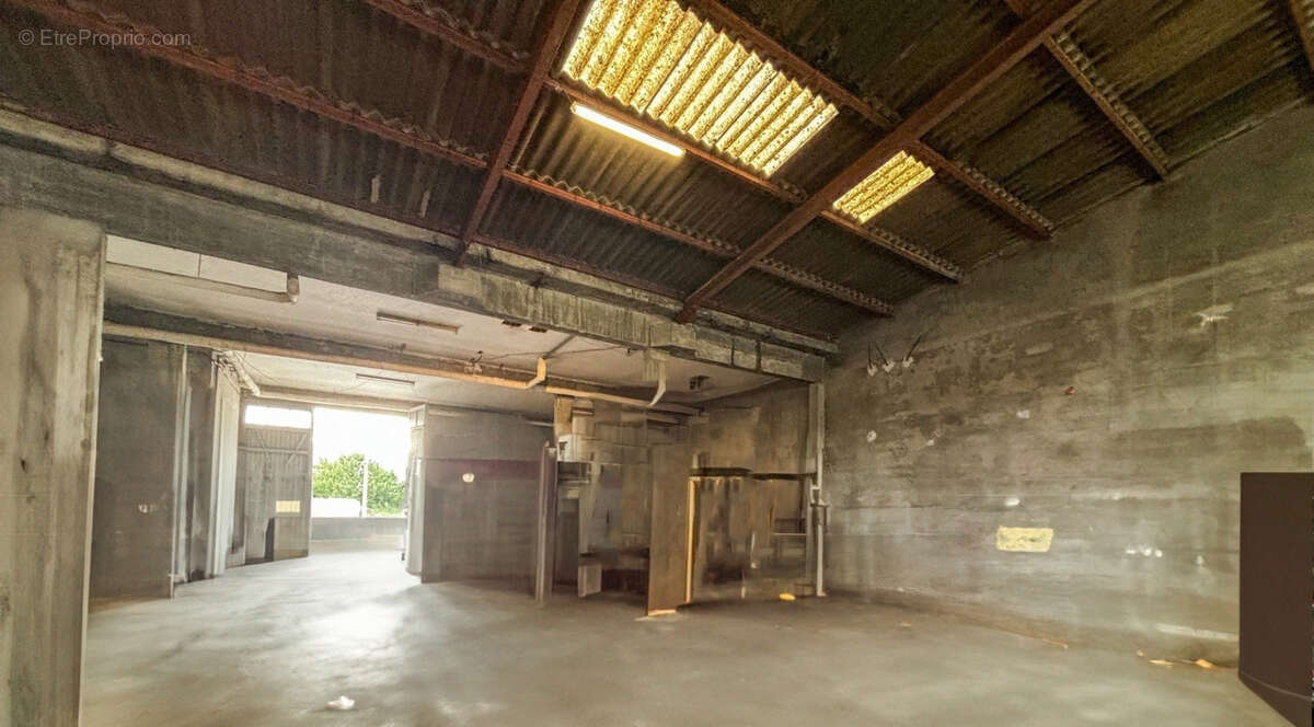 Ensemble immobilier Appartement et Entrepot - photo 6
