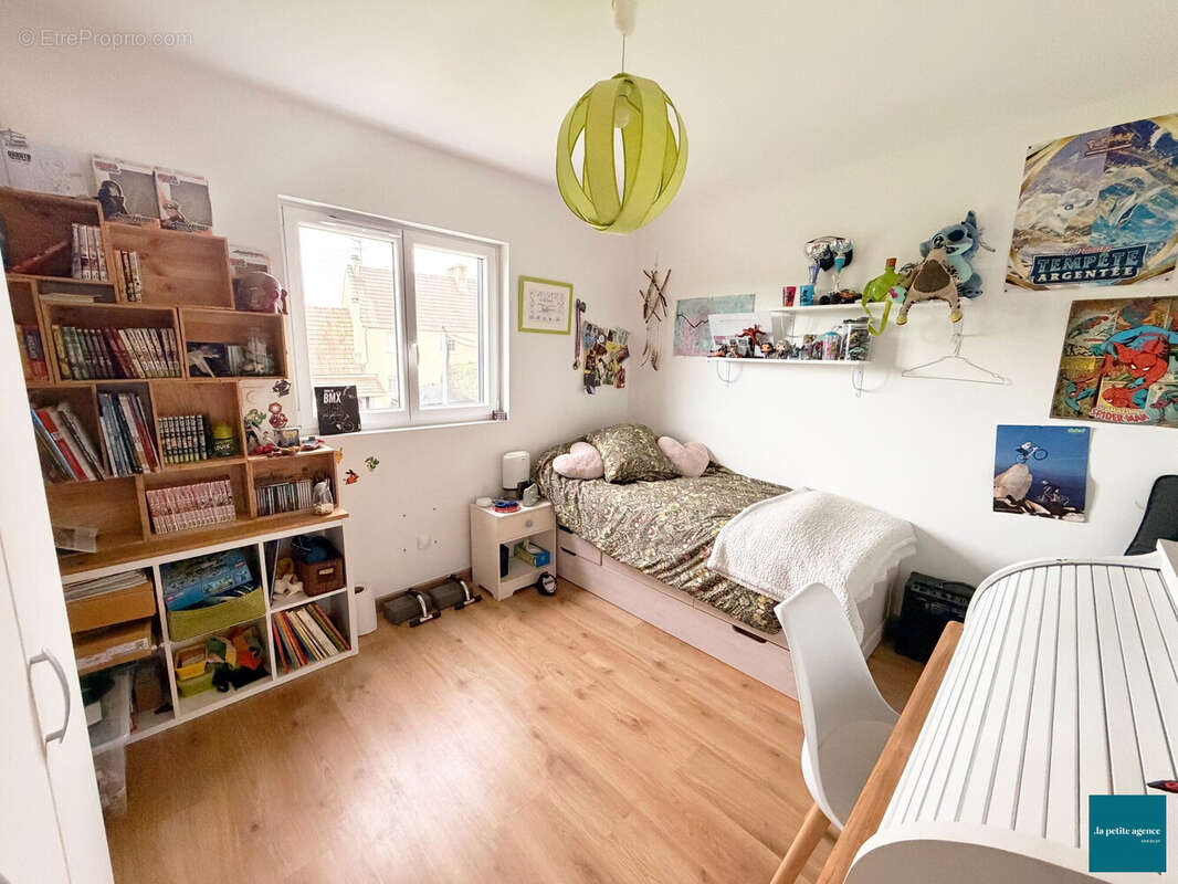 Maison à LES MOUTIERS-EN-CINGLAIS