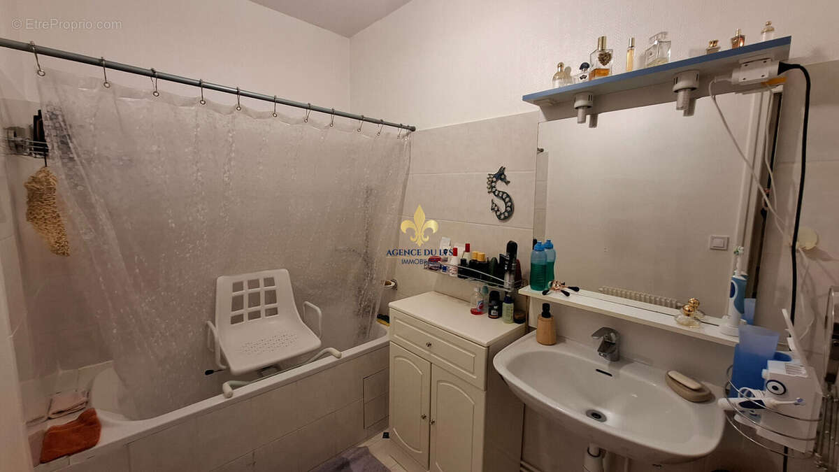 Appartement à LAMORLAYE