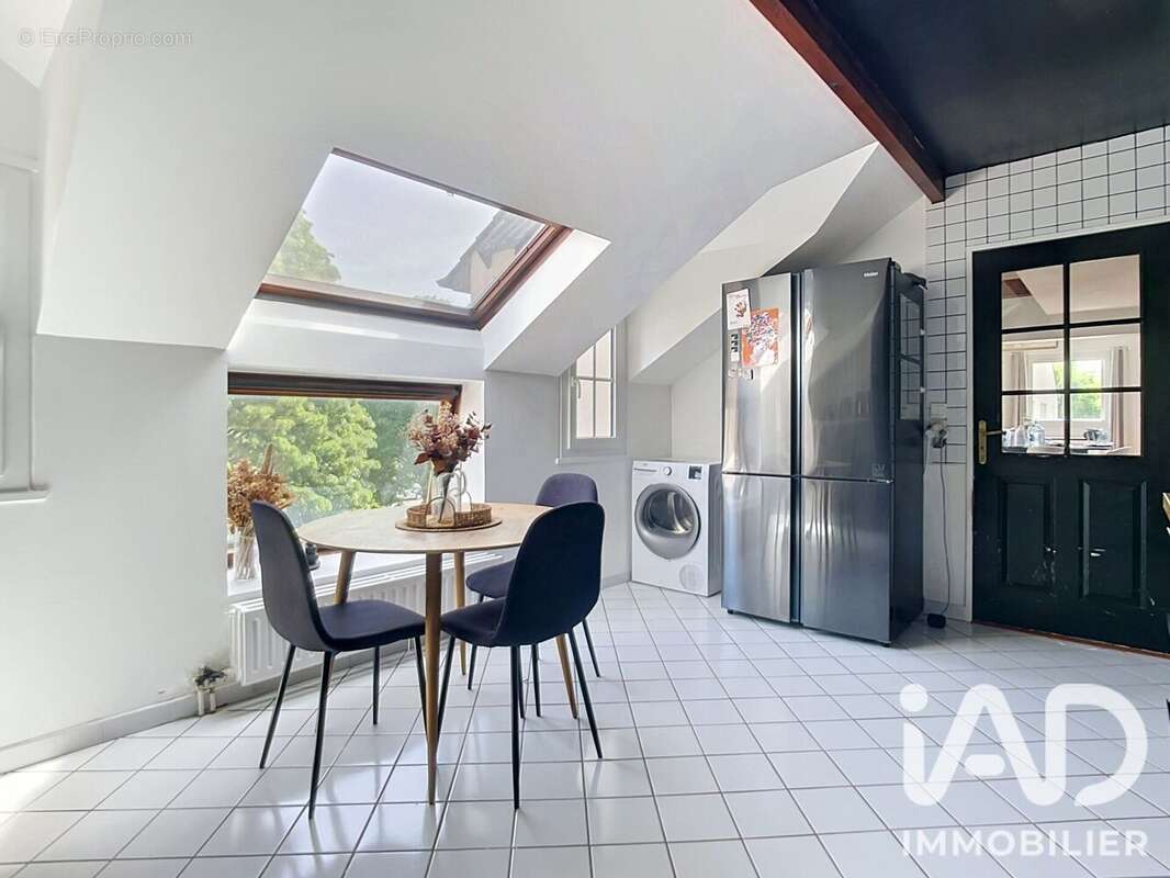 Photo 6 - Appartement à PONTAULT-COMBAULT