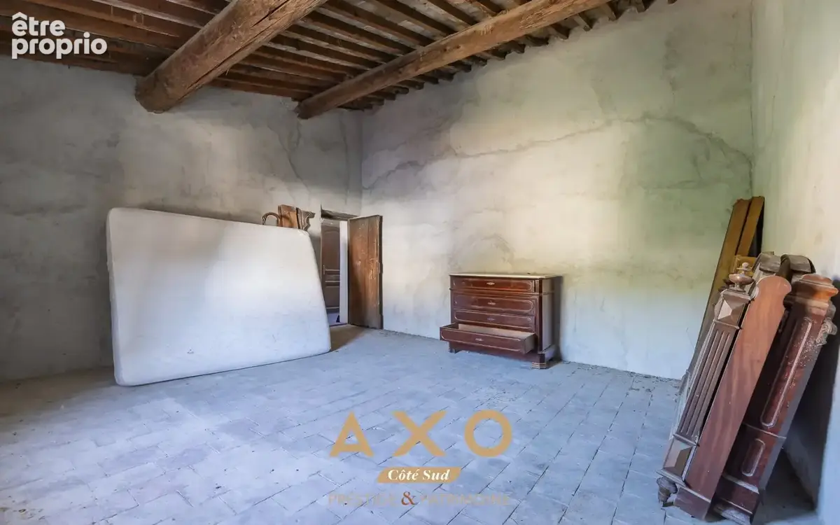 Coudoux - maison de caractère en pierre - 317 m² - 2 habitations - piscine - jardin paysager - terrain 1 600 m² - 1 400 000     - photo 22